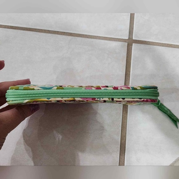 Vera Bradley Green‎ and pink Accordion Wallet Tutti Frutti - Picture 4 of 9